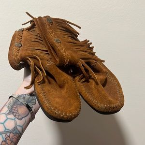 Minnetonka Moccasins booties